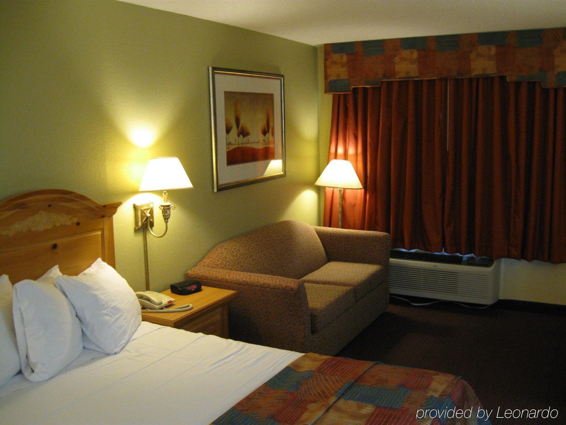 Baymont By Wyndham Terrell Hotell Rom bilde